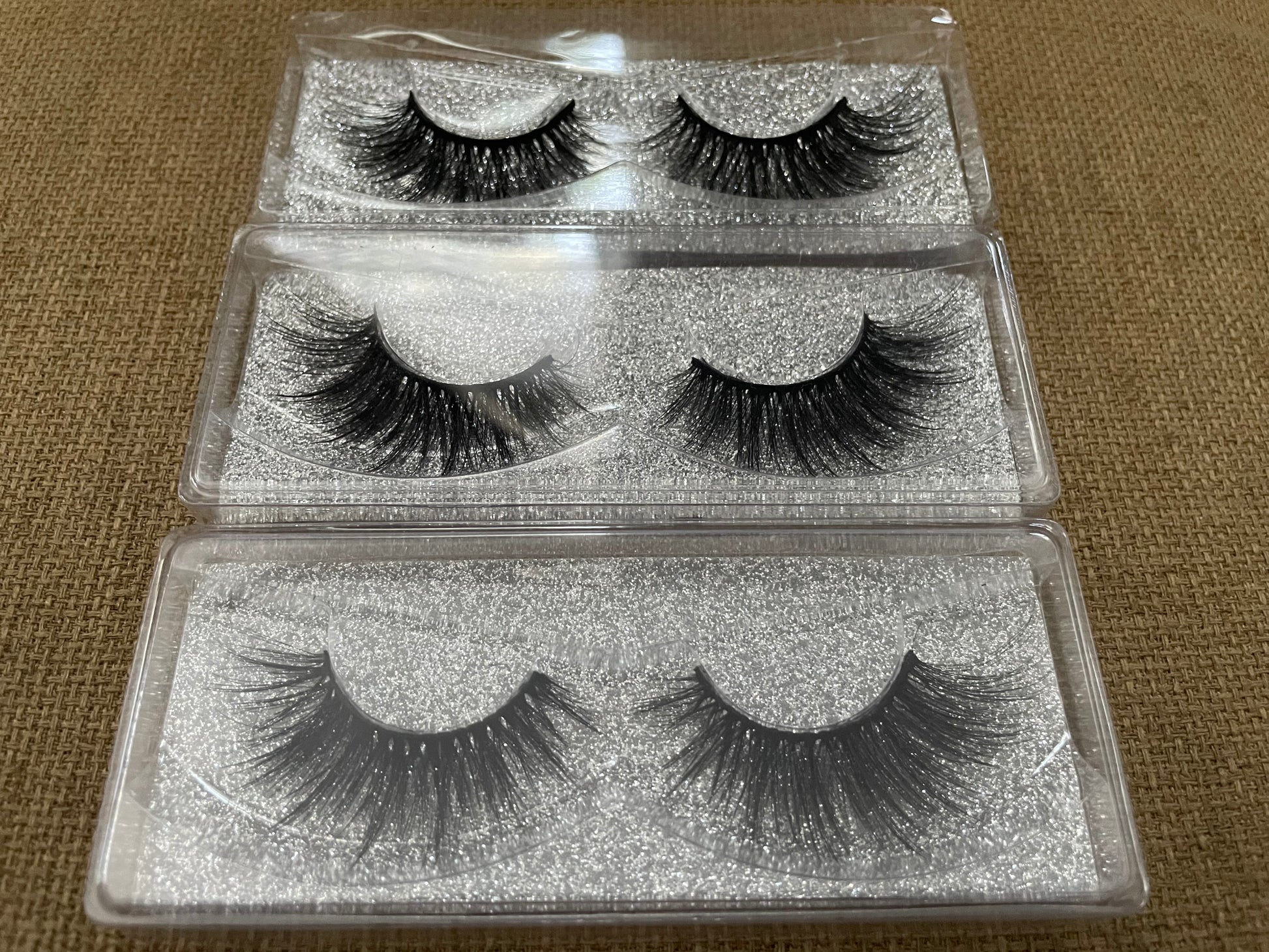L & A Lexus Mink Eye lashes - Lumene beauty and Accessories 