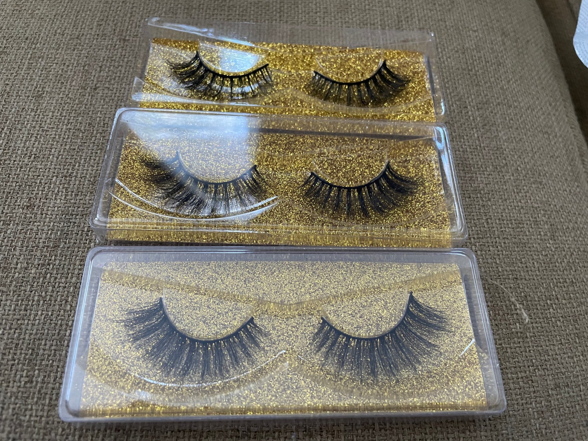 L & A Fay Mink Faux Lashes - Lumene beauty and Accessories 